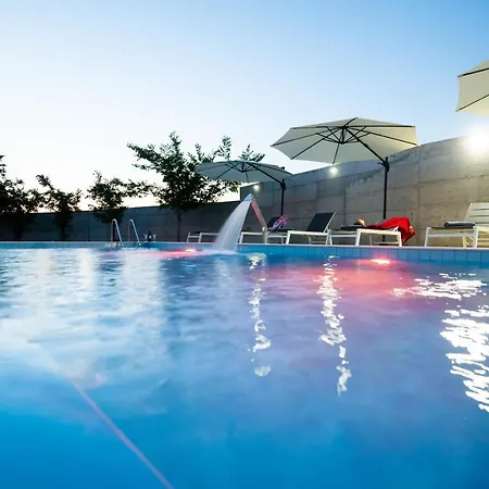 Apartment Adriaticexplorer Skoblara Ii With Pool Privlaka (Zadar)